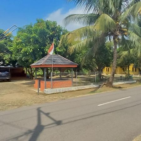 Aa Bungsu Syariah Balekambang Ciletuh Sukabumi Redpartner Hotel Cilowa Luaran gambar